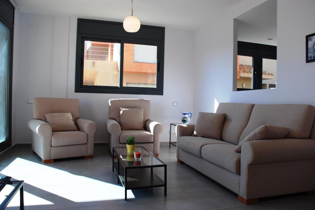 Villa Marina Del Port 1 *